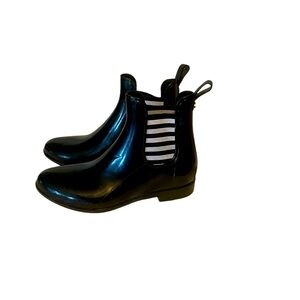 LONDON FOG BLACK PATENT RAIN BOOT WOMENS BLACK SIZE 8 PREOWNED
